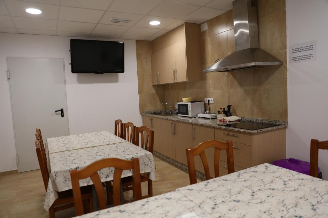 Auberge de jeunesse Albergue El Caminante à Portomarín Extérieur photo