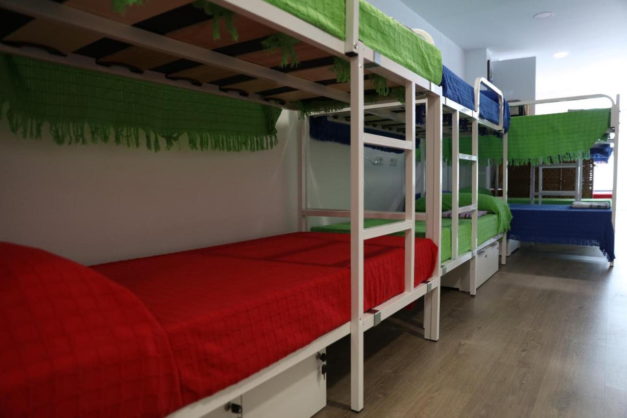 Auberge de jeunesse Albergue El Caminante à Portomarín Extérieur photo
