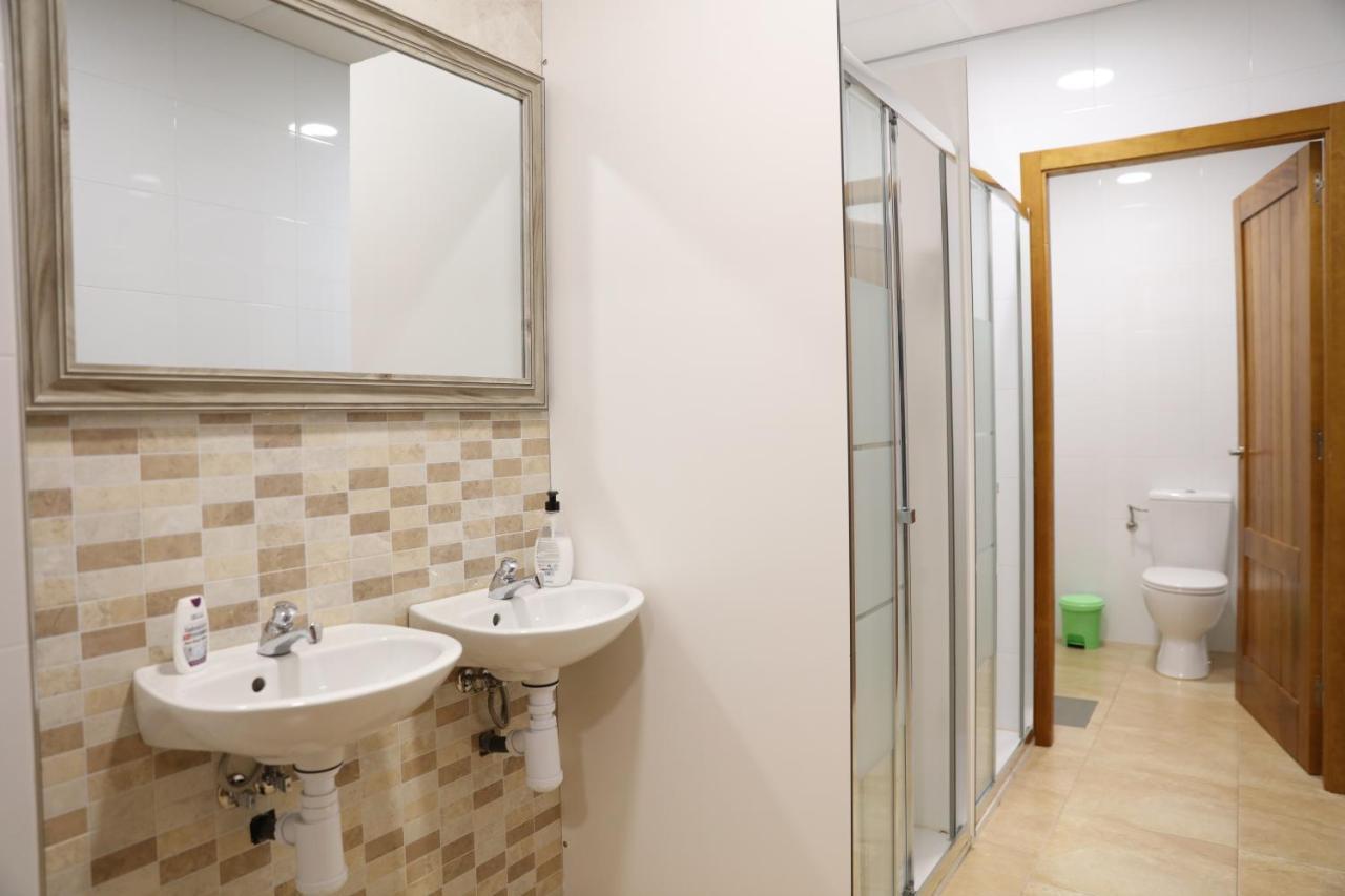 Auberge de jeunesse Albergue El Caminante à Portomarín Extérieur photo